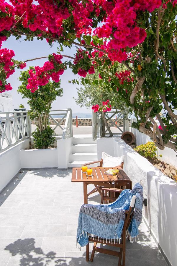 Sensia Luxury Apartment With Hot Tub Oía Exterior photo